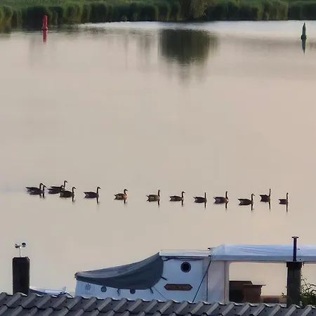 De Toerist Thuis Bij De Sluis Lejlighed